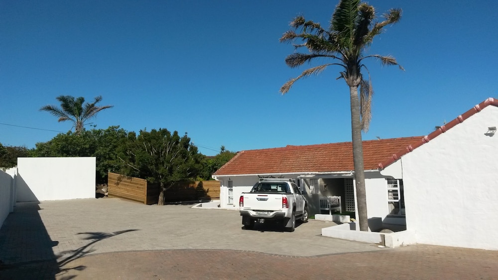 Reef View Bnb 40/50