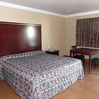 Stardust Motel Azusa 24/56