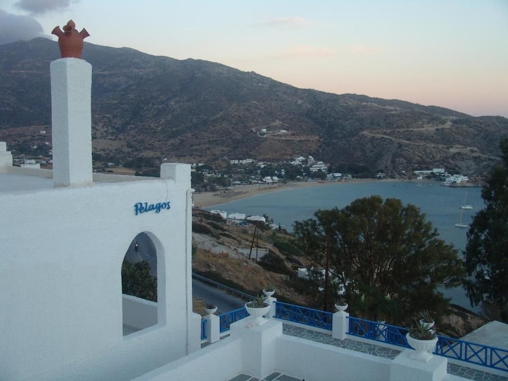 Pelagos Hotel - Apartments 26/28