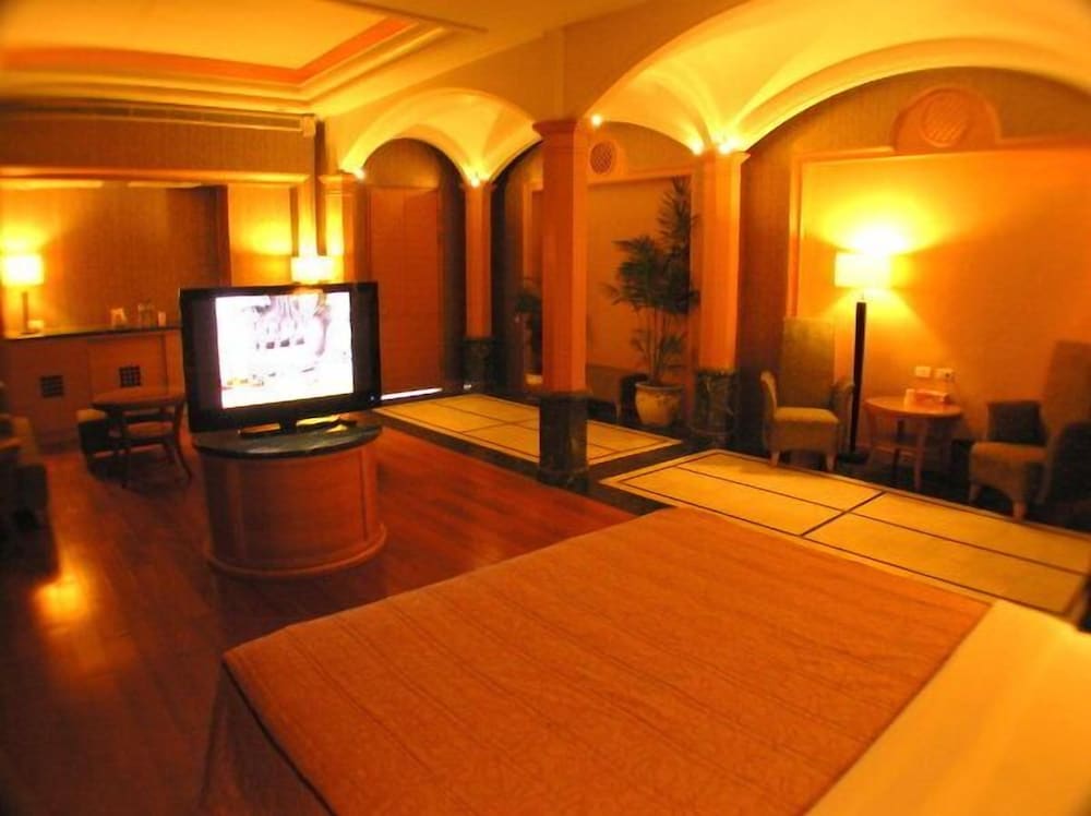 Changsing Business Motel 19/33