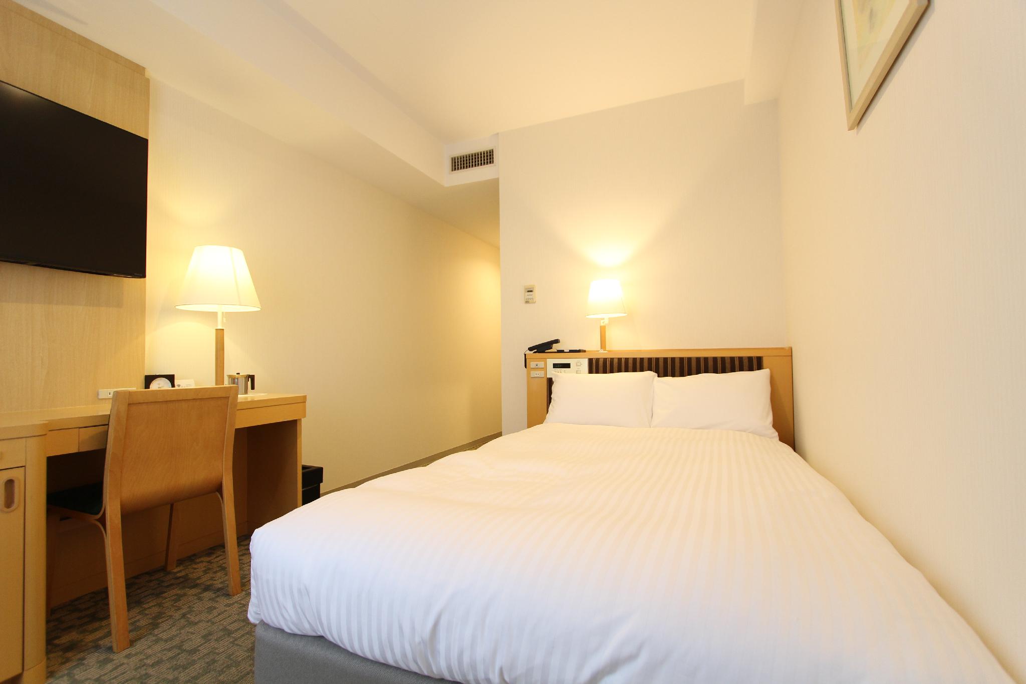 Semi Room, Moderate, Semi Double Bed