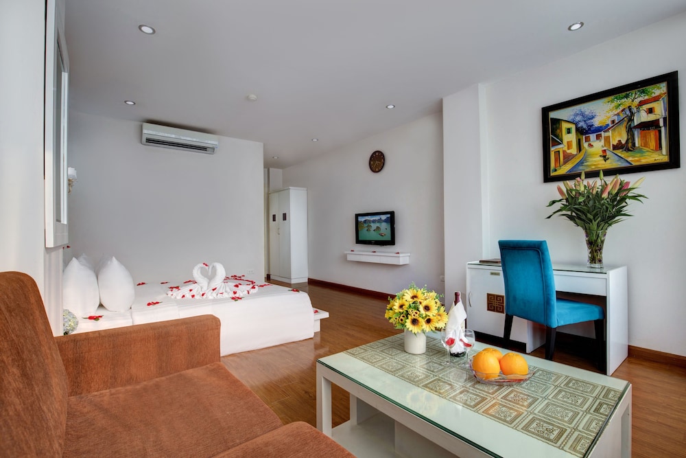 Diamond Legend Hotel 38/65