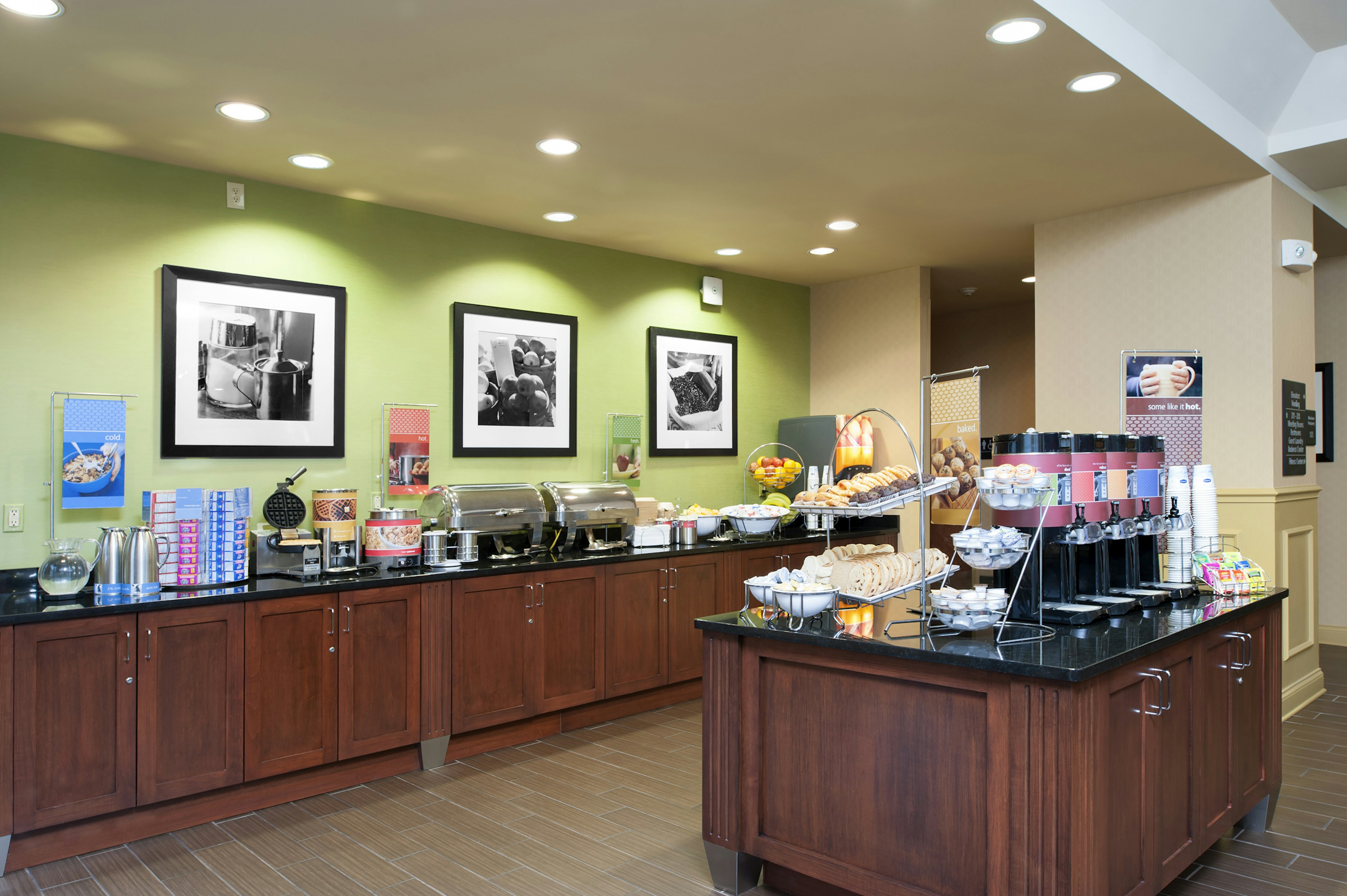 Hampton Inn Indianapolis Downtown Across From Circle Centre 58/75