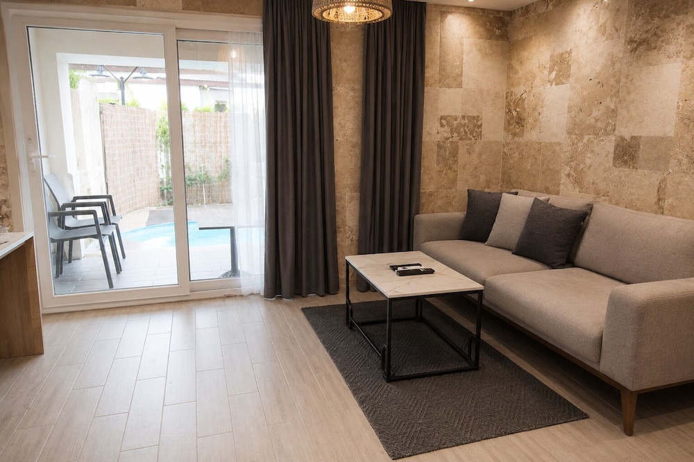 216 North Hotel - Agva 32/50