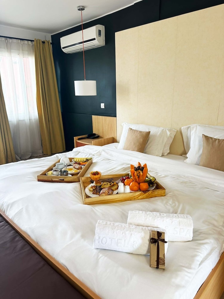 LE GRAND MELLIS HOTEL & SPA 18/62
