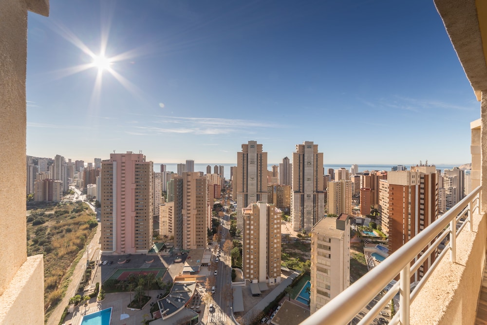 Sandos Benidorm Suites 48/50