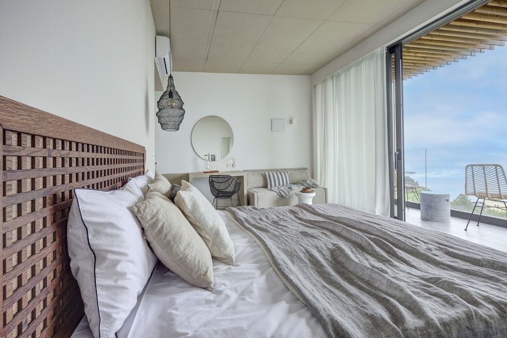 Umani Hotel & Beach 10/50