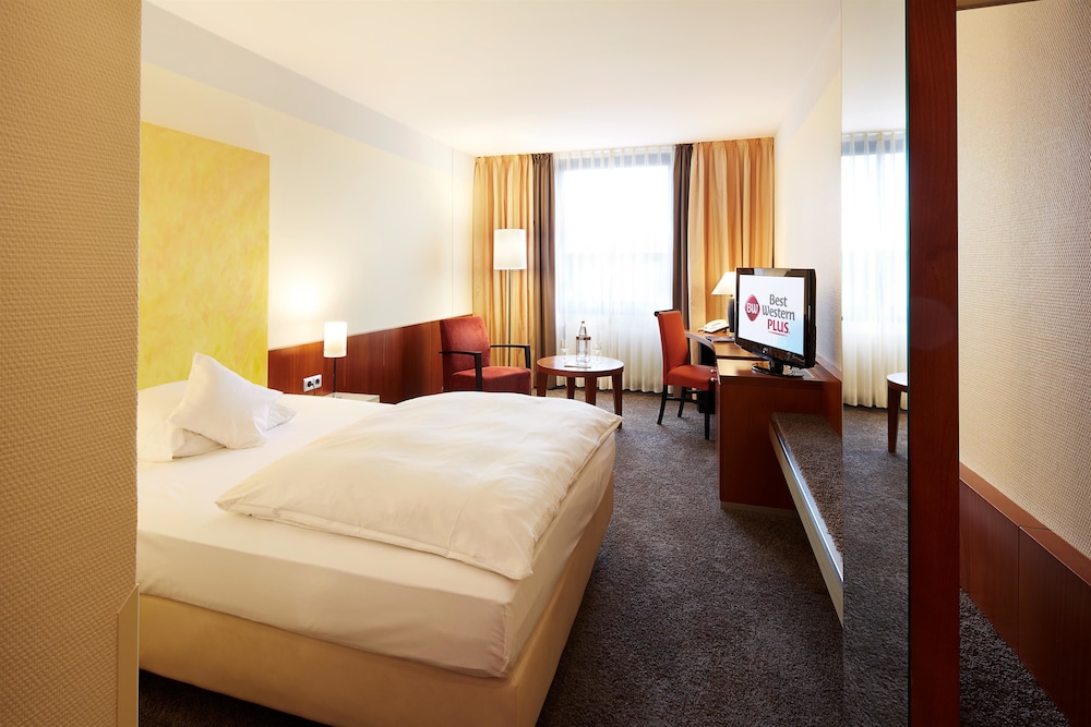 Best Western Plus Arosa Hotel 8/35