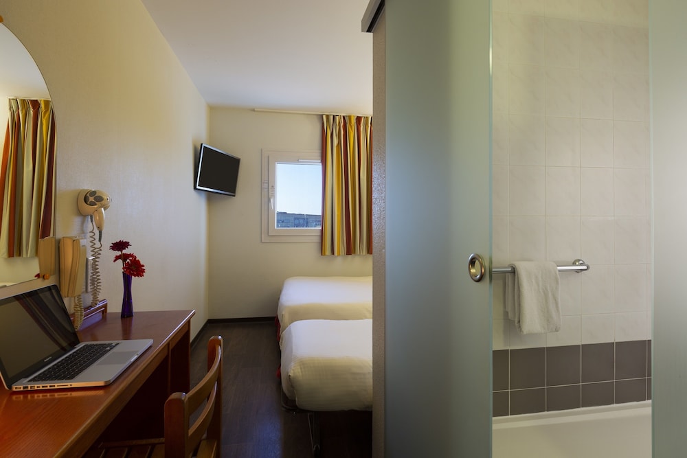B&B HOTEL Colmar Lumiere 49/49