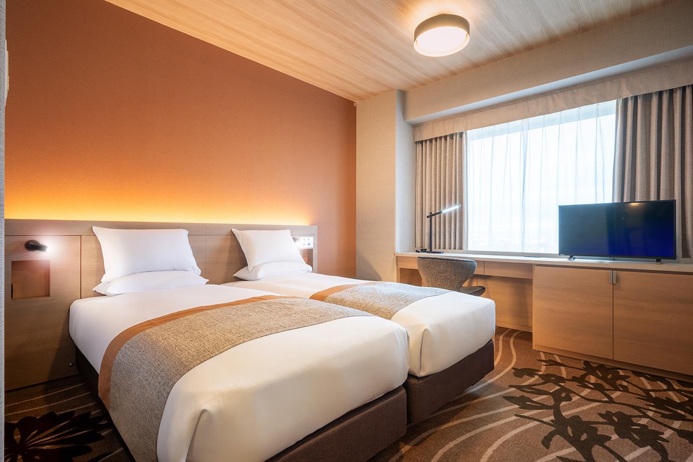 Hollywood, Twin Beds