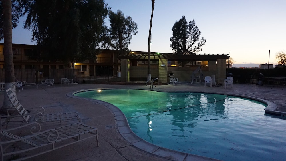 Travelodge by Wyndham Imperial/El Centro 24/48