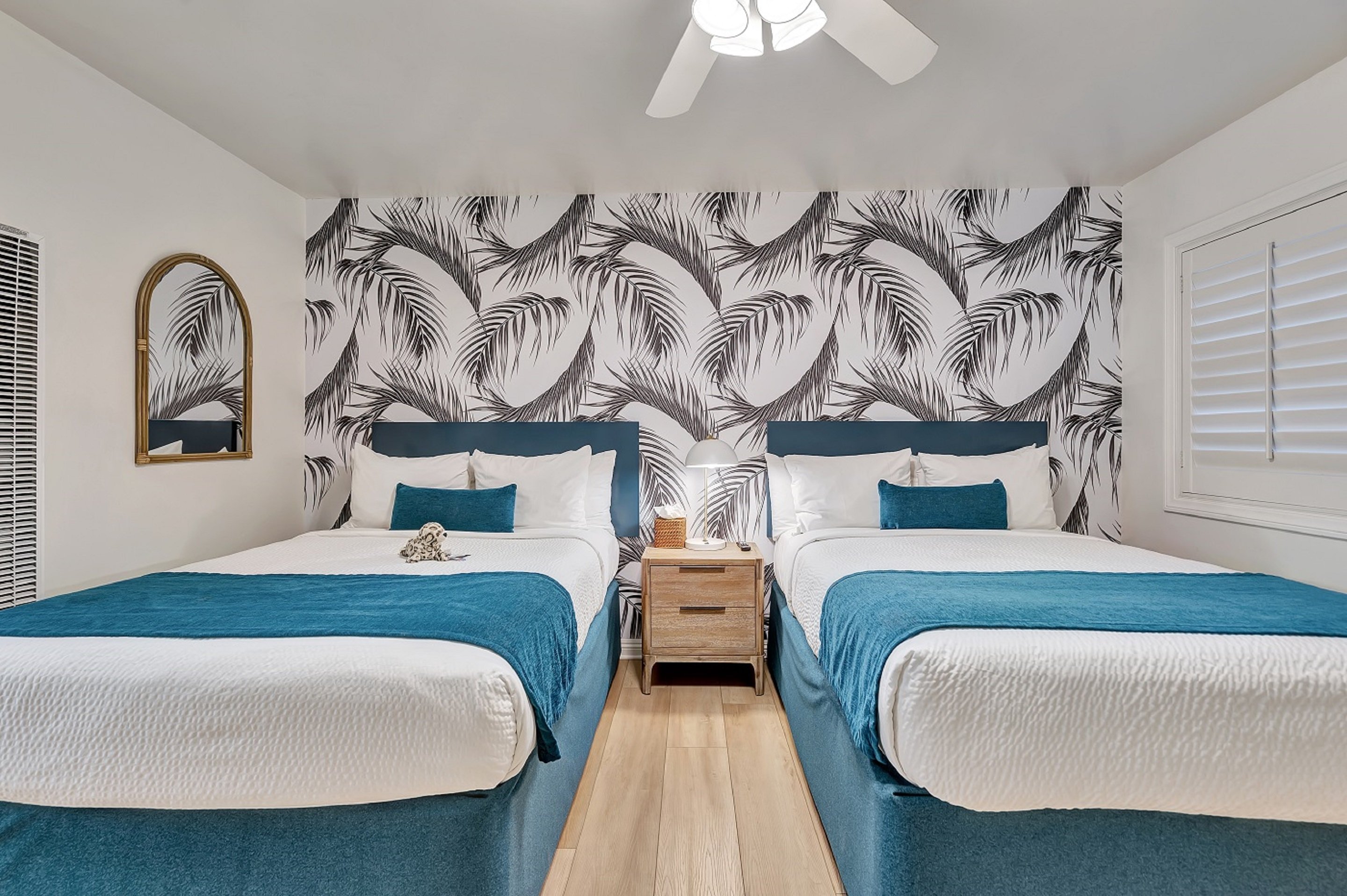 Santa Monica Hotel 32/61