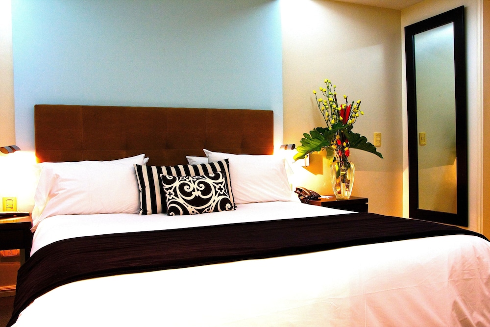 ULISES RECOLETA SUITES 17/64