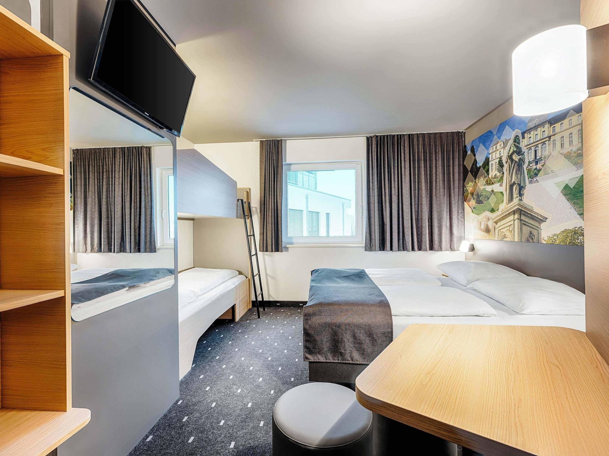 غرفة رباعية، B&B Hotel Bonn 2/4