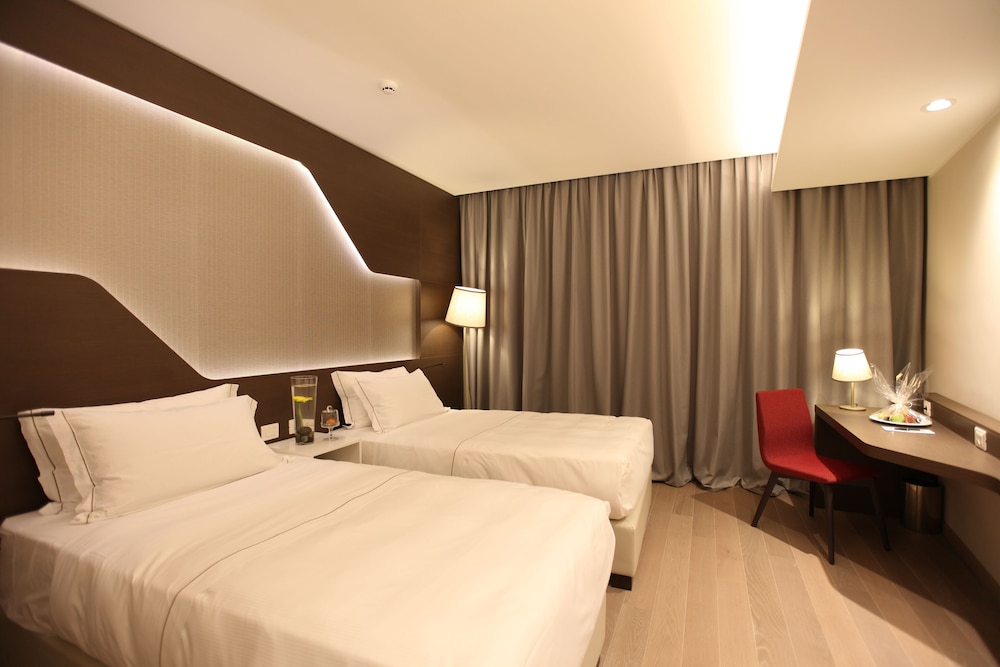 Doubletree By Hilton Hotel Yerevan City Centre 11/67