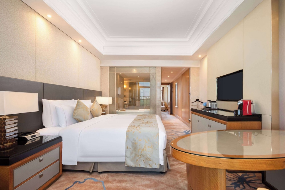 EXECUTIVE, SUITE, KING BED, OCEAN VIEW