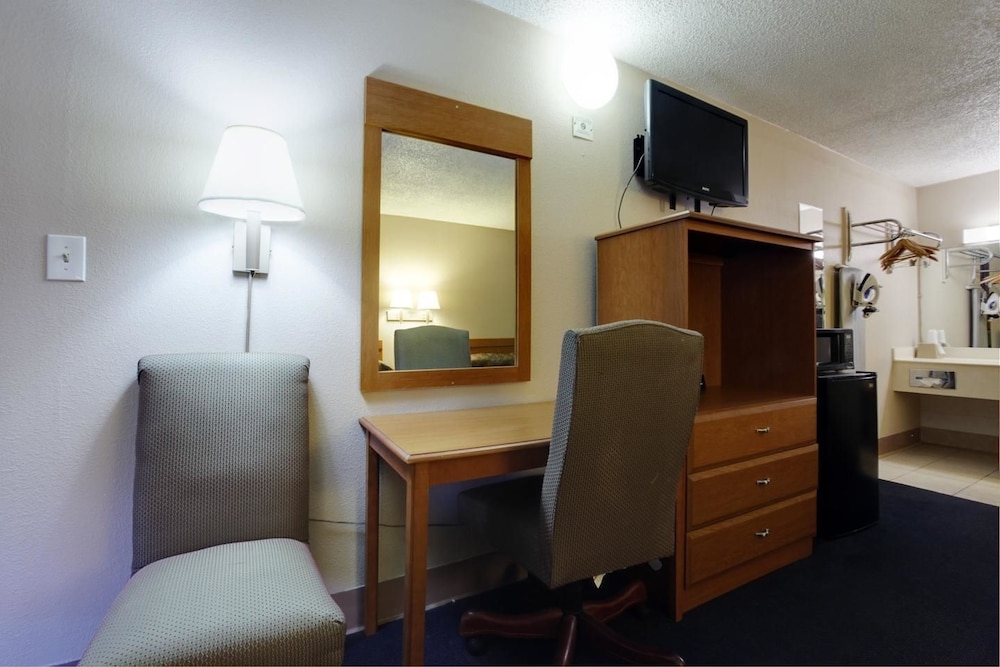 Americas Best Value Inn Alachua 13/14