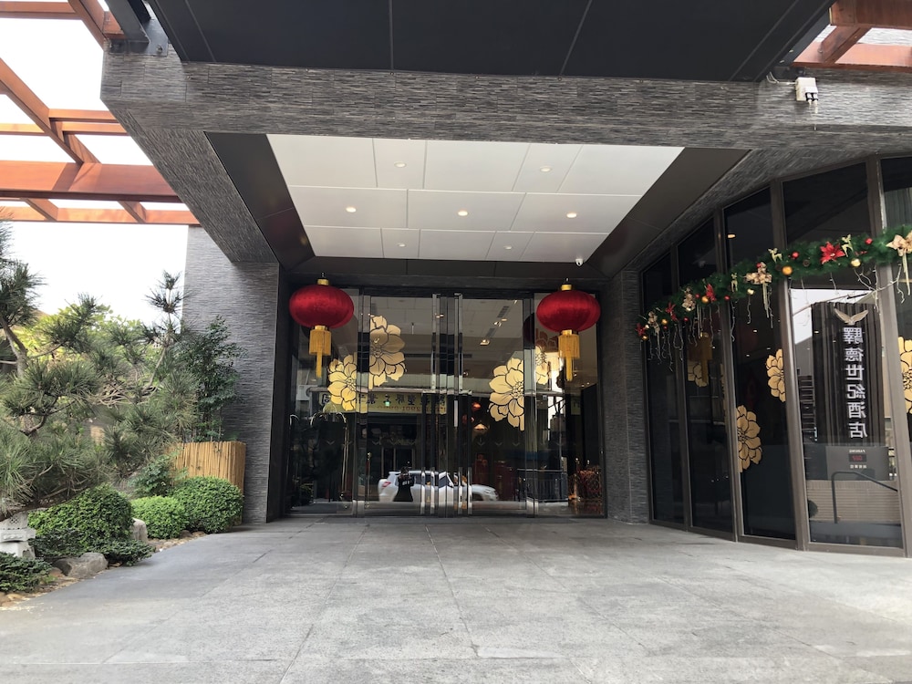 Yidear Hotel 53/58