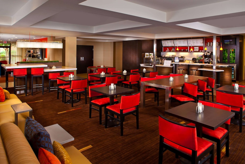 Spark by Hilton Birmingham Colonnade 26/32