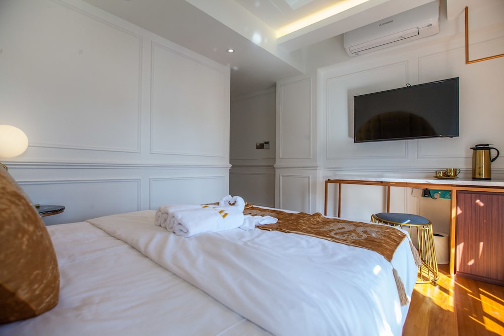 White Mansion Hotel 21/50