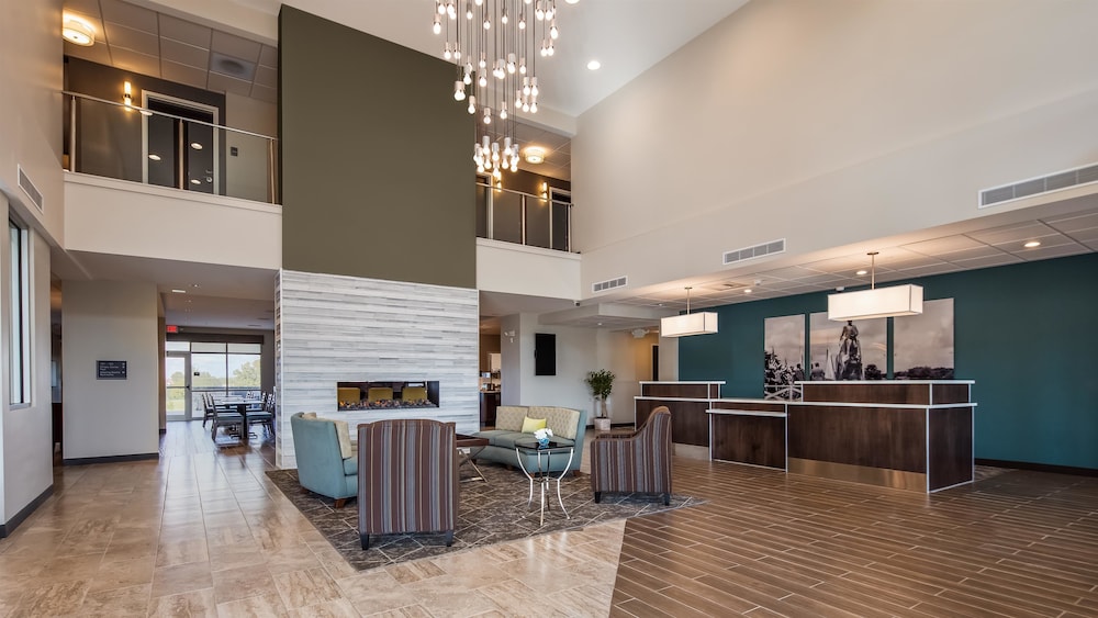 Best Western Plus Bolivar Hotel & Suites 7/46