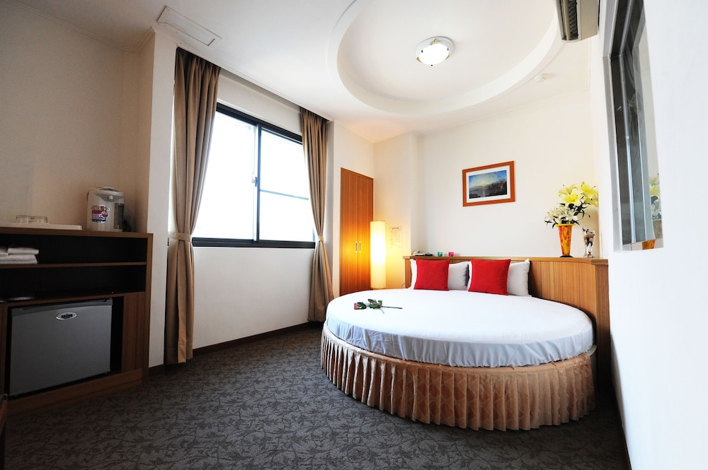 Raise Hotel Taichung 50/66