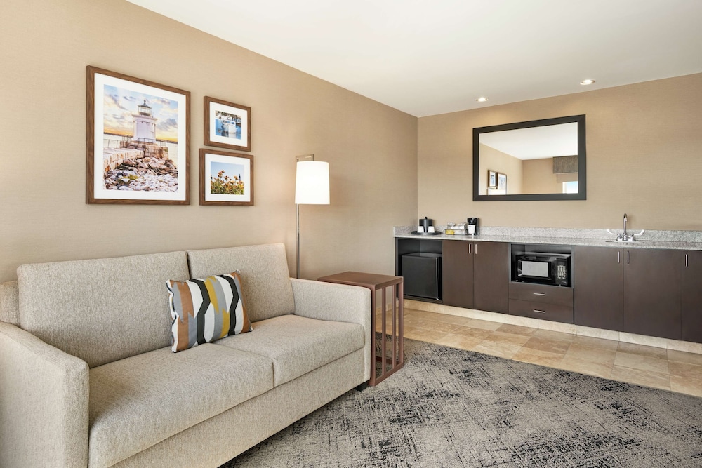 Hampton Inn Portland Downtown Waterfront 35/46