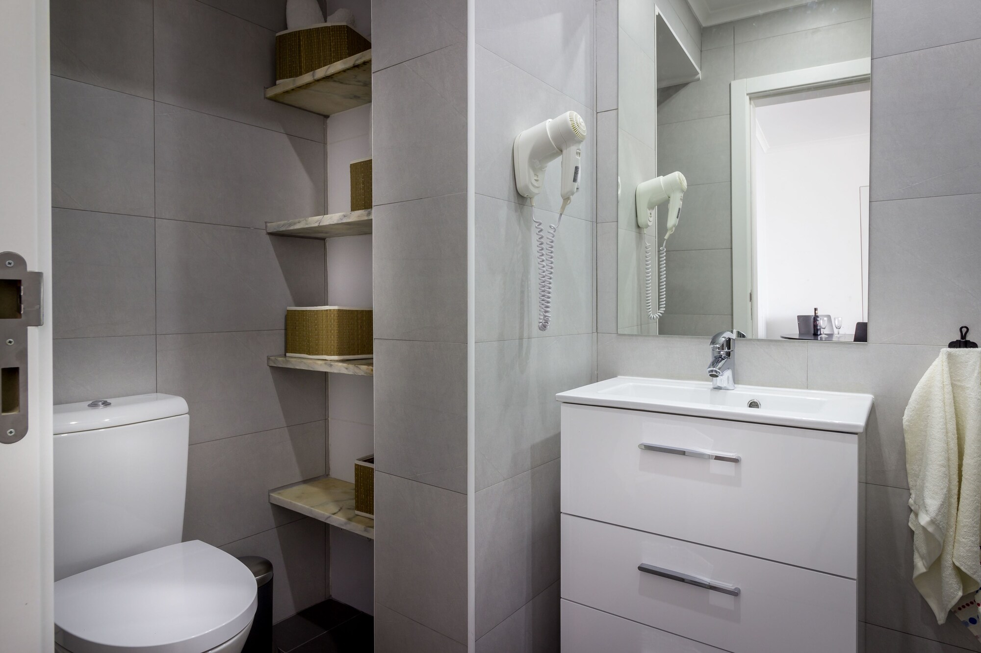 1 BEDROOM, LOVELY HOUSE, CLASSIC, APARTMENT