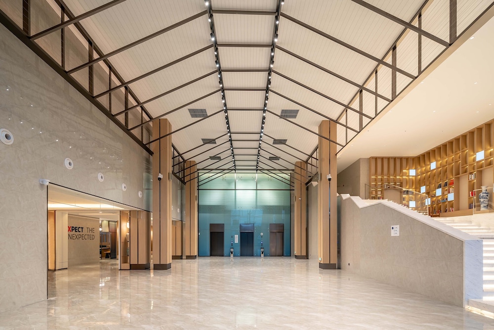 Holiday Inn Express Jinan Airport Zone 29/42