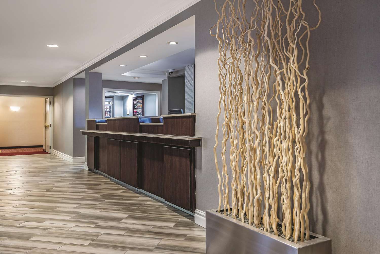 La Quinta Inn & Suites by Wyndham Univ Area Chapel Hill 14/67