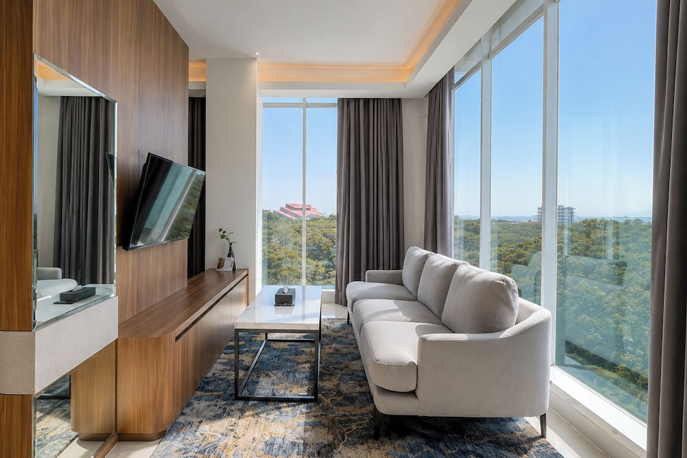 Unhas Hotel and Convention 28/50