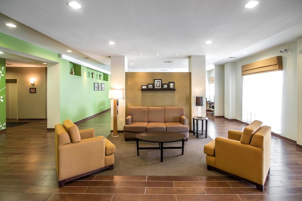 Sleep Inn & Suites Haysville - Wichita South 42/58
