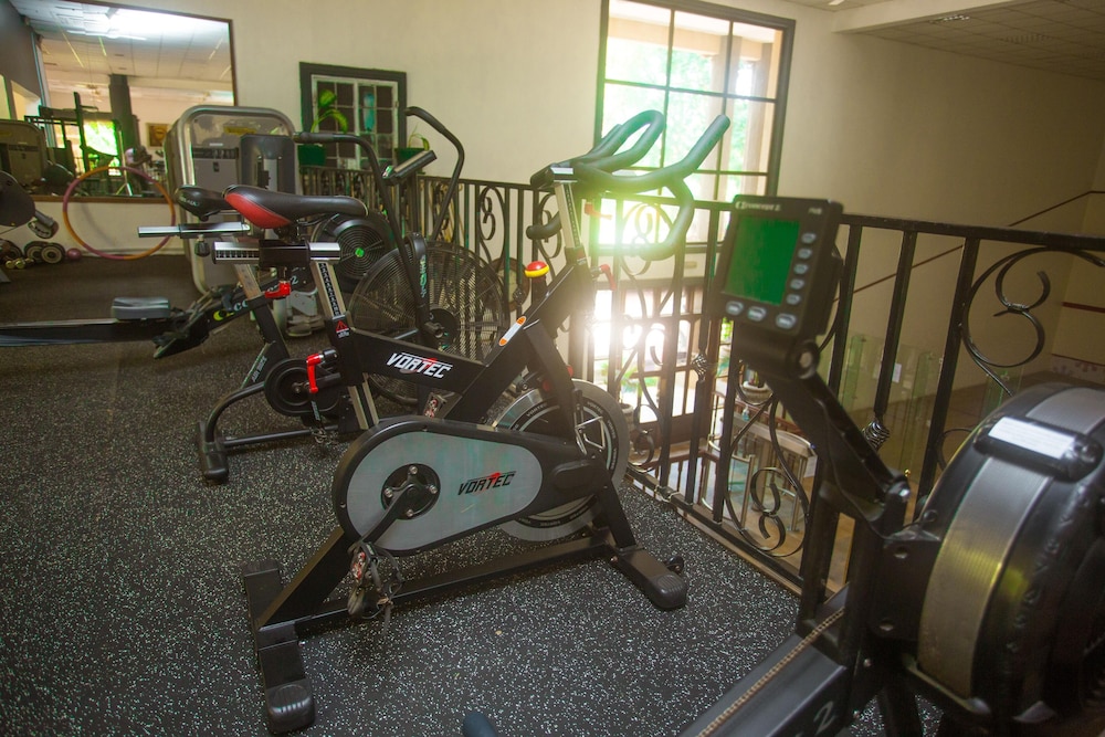 Colosseum Hotel And Fitness Club 47/75