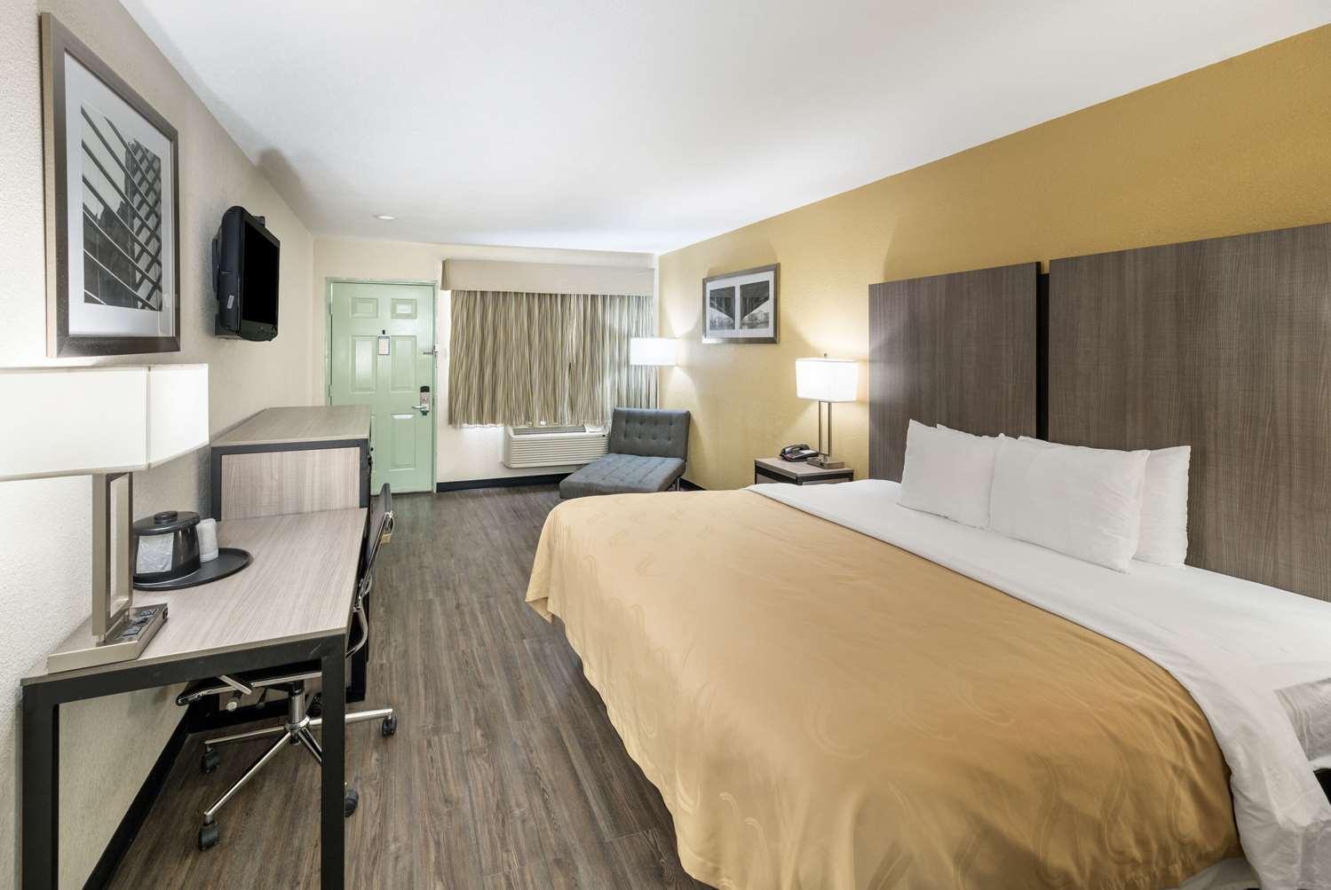 rooms