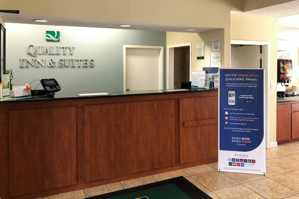 Quality Inn and Suites Miramar Beach secondary
