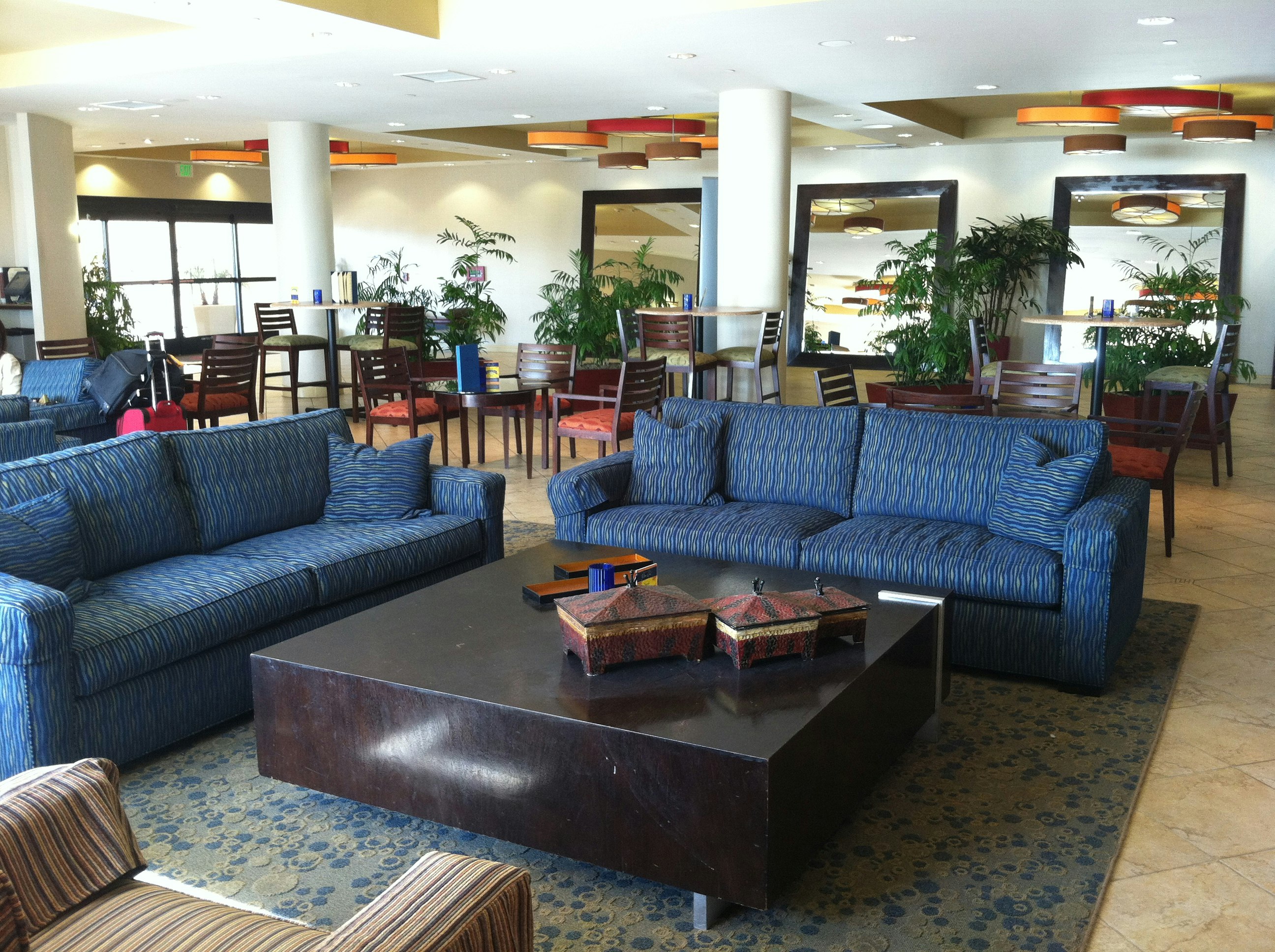 Crowne Plaza Ventura Beach 51/74