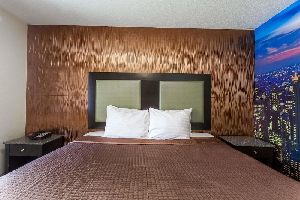 Travelodge South Hackensack 11/22