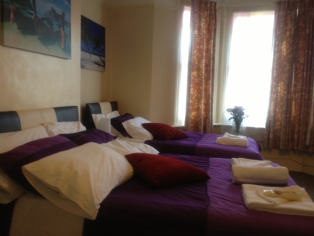 Crystal Lodge Hotel 13/38