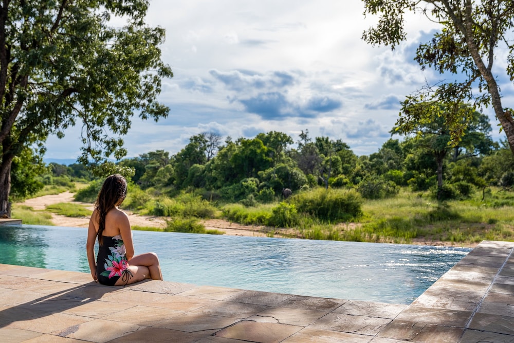 Shumbalala Game Lodge 30/50