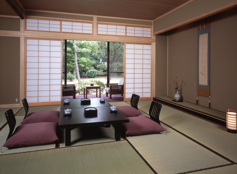 Ikuji Onsen Tanakaya 18/27