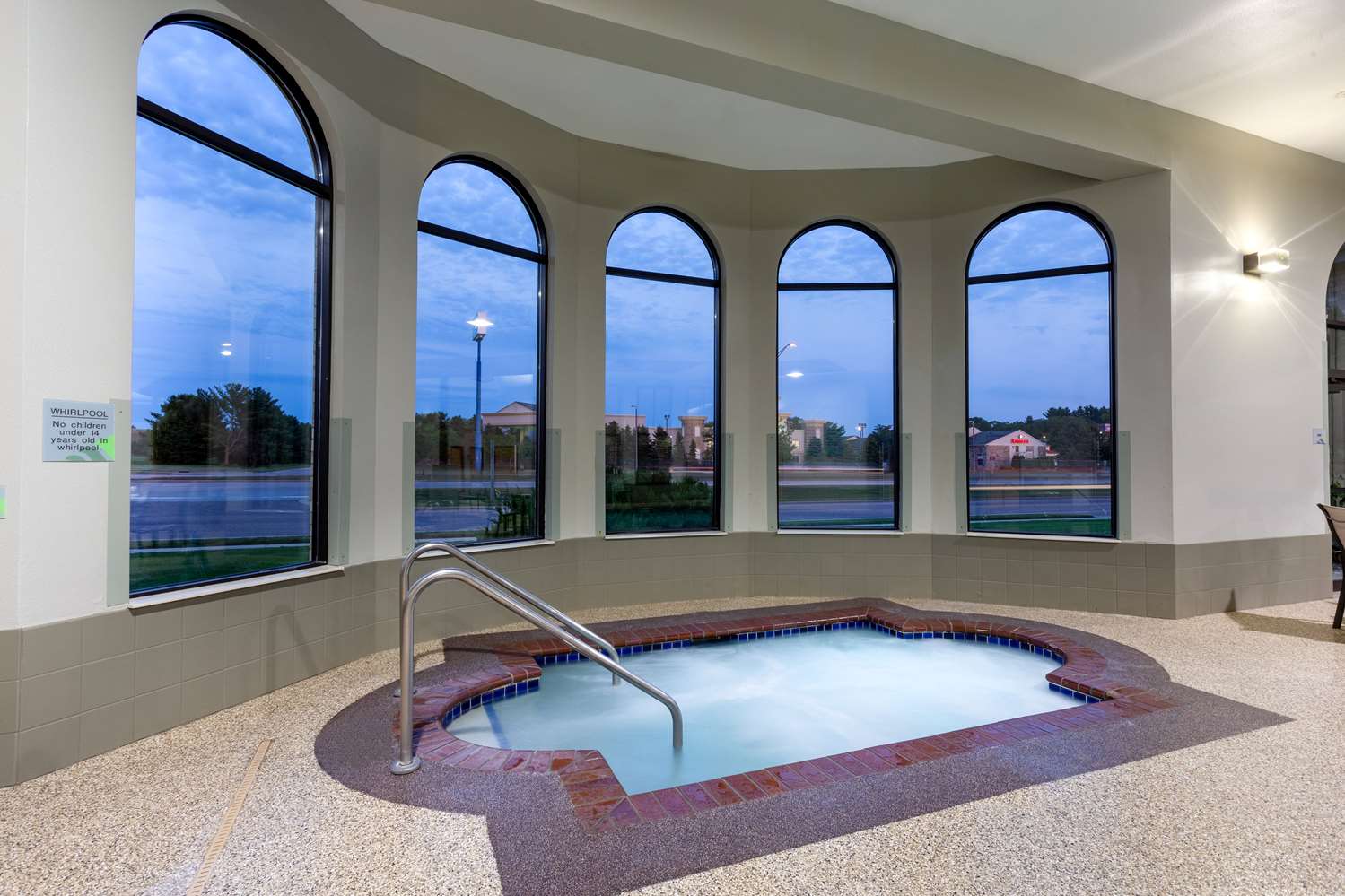 Wingate by Wyndham Wisconsin Dells Waterpark 32/56