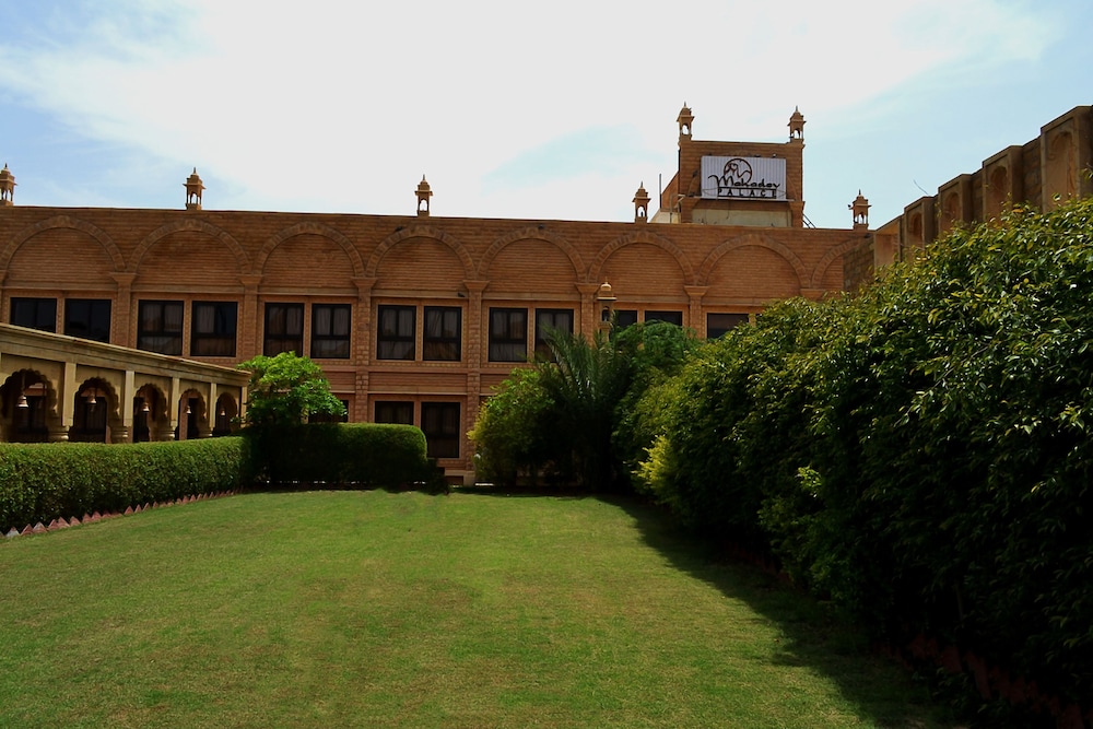 MAHADEV PALACE. 23/26