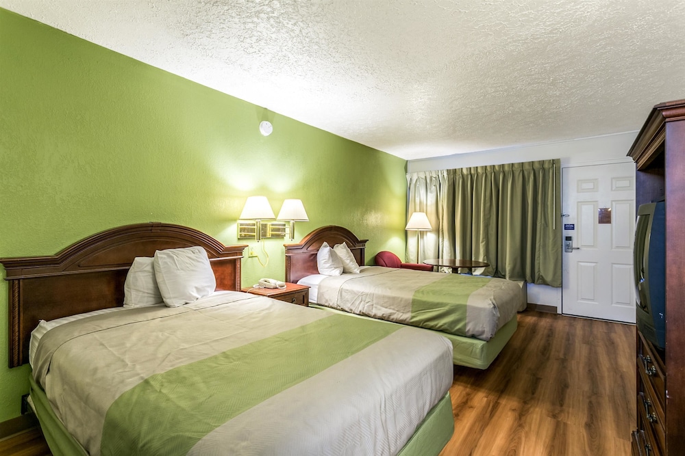 Americas Best Value Inn Edgewood 21/35