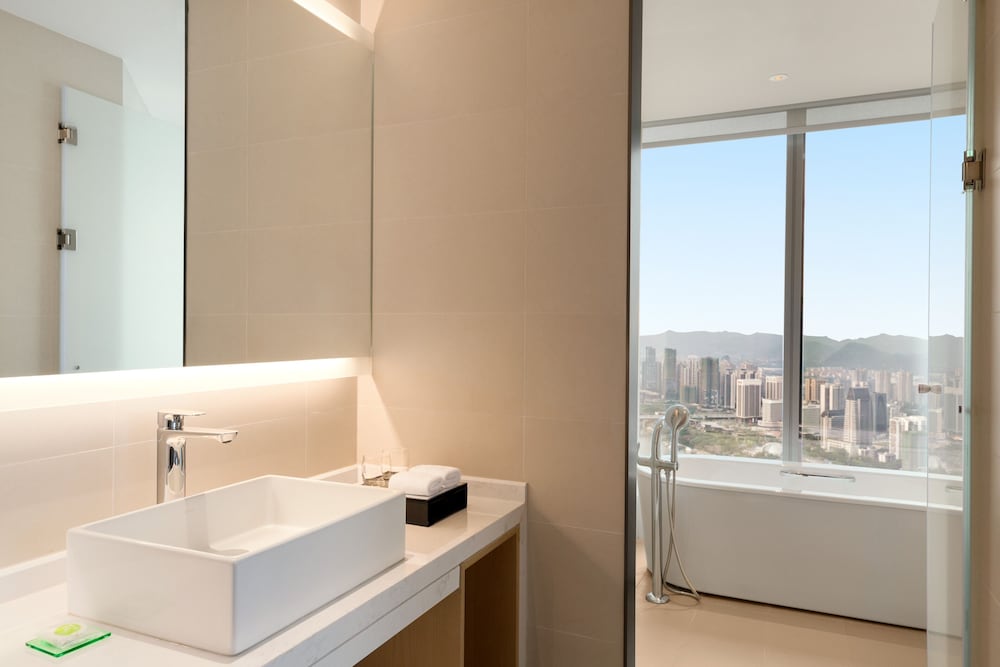 Hyatt Place Liuzhou 35/37