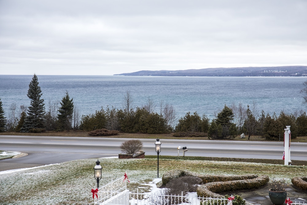 Bay Inn of Petoskey 5/68