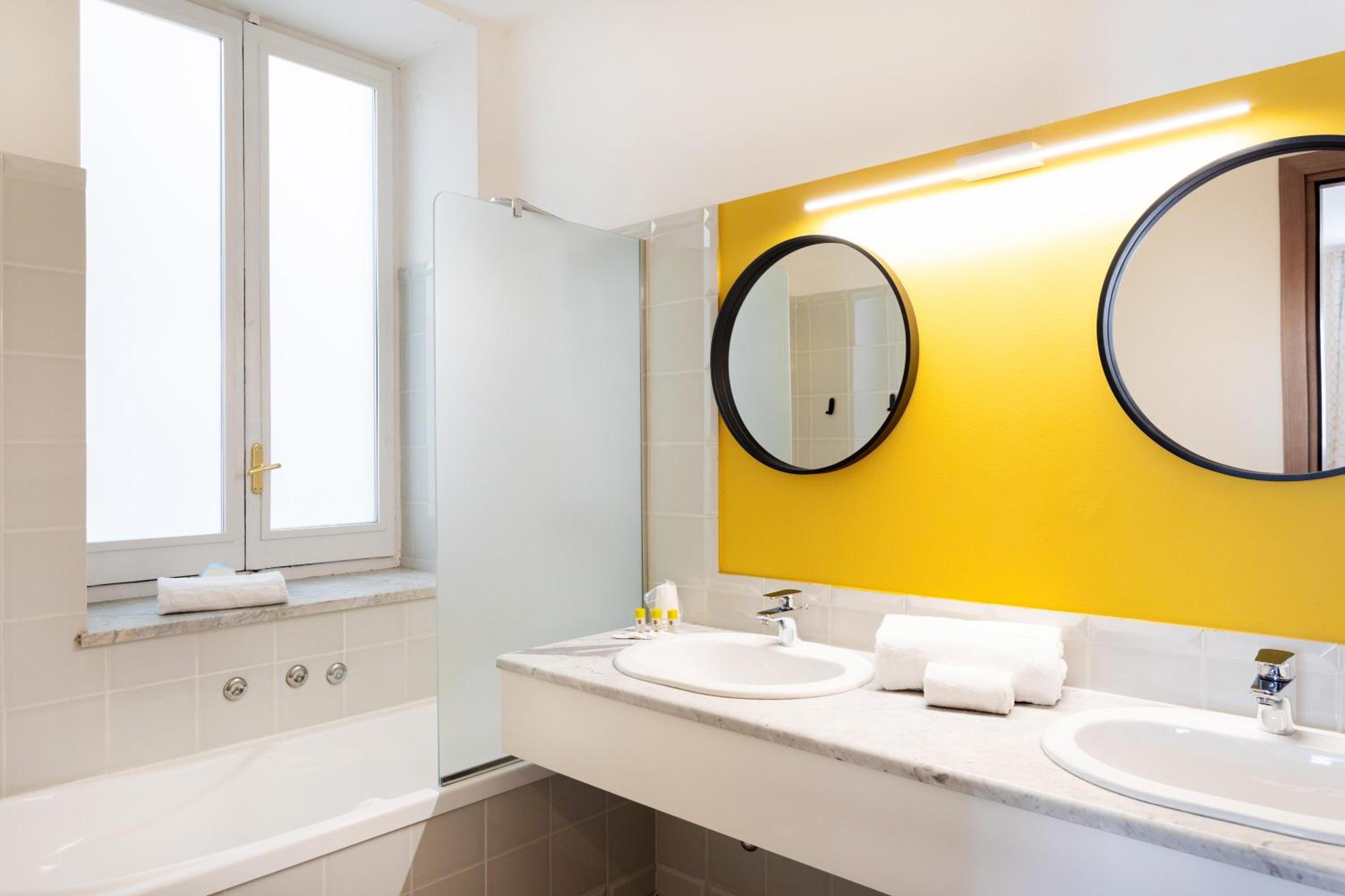 جناح جونيور، B&B Hotel Palermo Quattro Canti 8/9