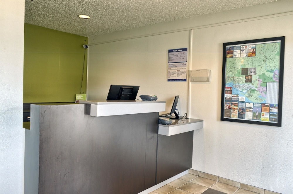 Studio 6 Extended Stay - Pascagoula, MS 15/42
