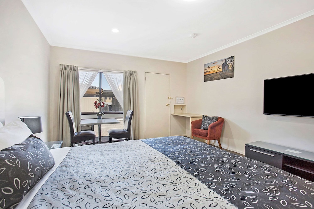 Comfort Inn May Park 15/30