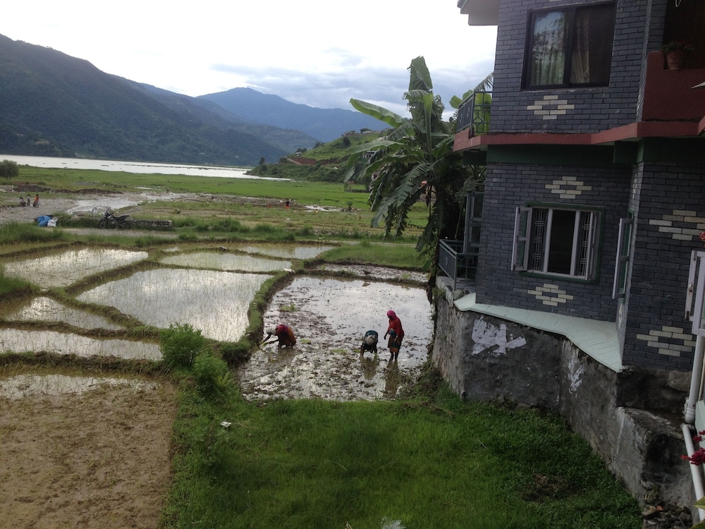 Bishnu Homestay 44/50
