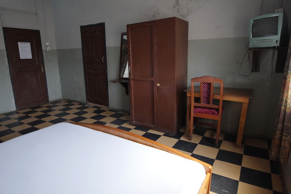 St. Sam Hotel Kamusi 5/20